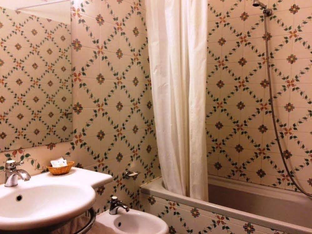 Фото Hotel Villa Maria - Sorrento