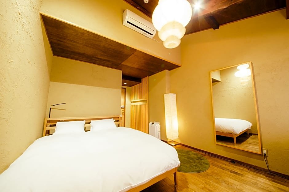 Фото Cinq Petite Chambre