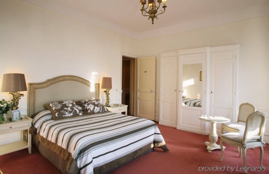 Фото Pavillon Henri IV