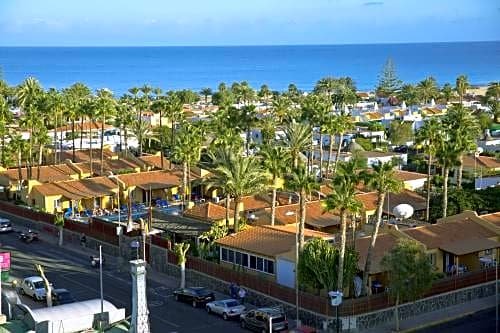 Фото Bungalows Los Almendros - Gay Exclusive