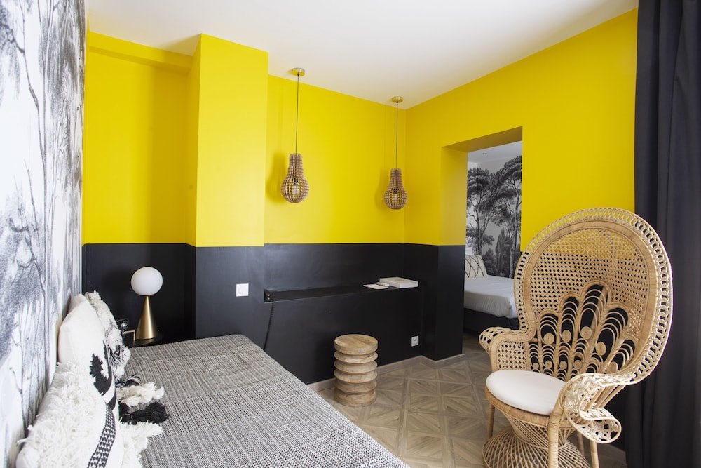 Фото Hotel Mademoiselle