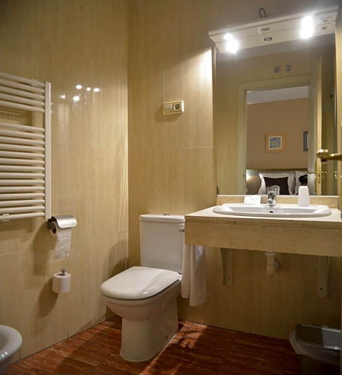 Фото Hotel Velilla