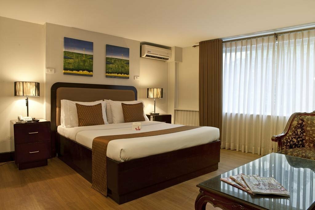 Hotel Oasis Park Hotel, Manila, photo