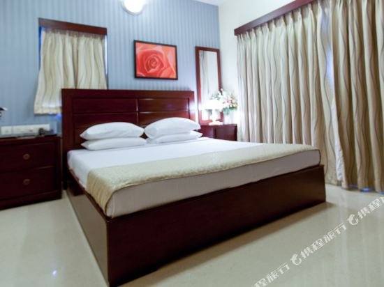 Фото Lalco Residency