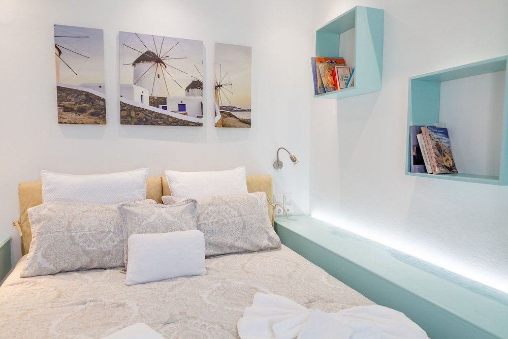 Фото Theoxenia Suites & Apartments