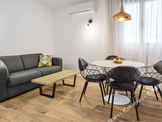 Фото B&b Apartamentos Madrid Centro Fuencarral 46