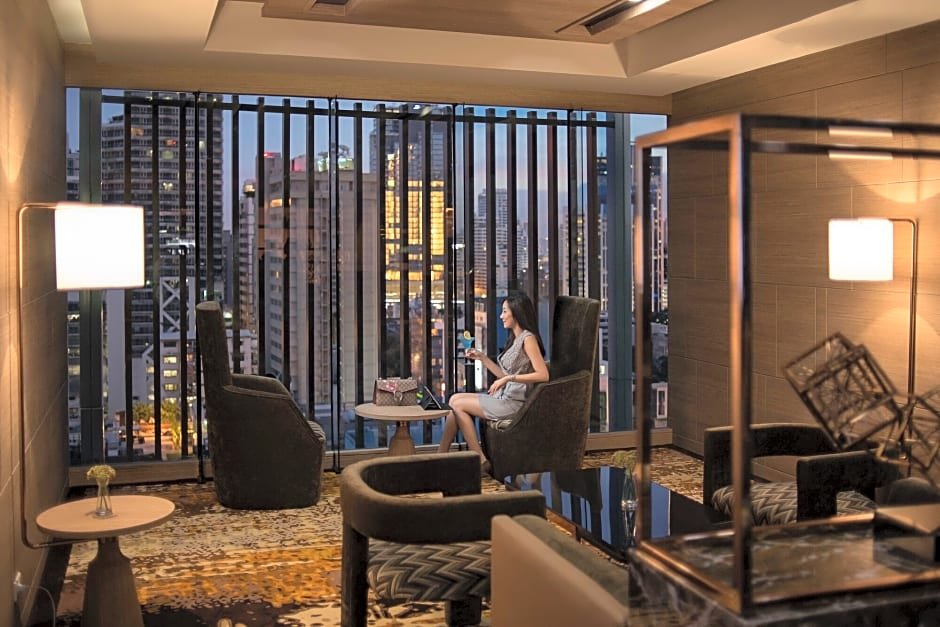 Фото Solitaire Bangkok