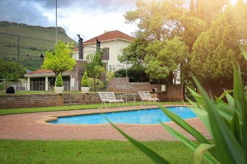 Гостиница Belle Vue Bed and Breakfast