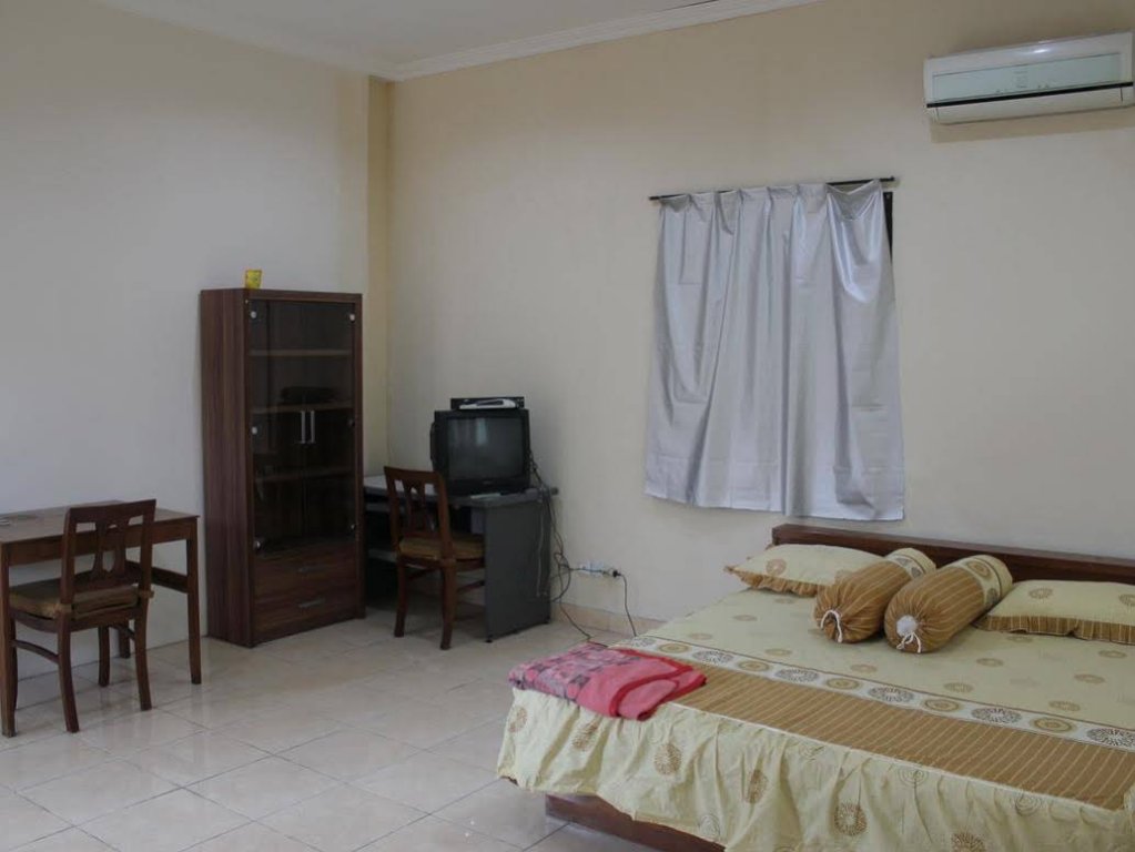 Фото Imam Bonjol Hostel