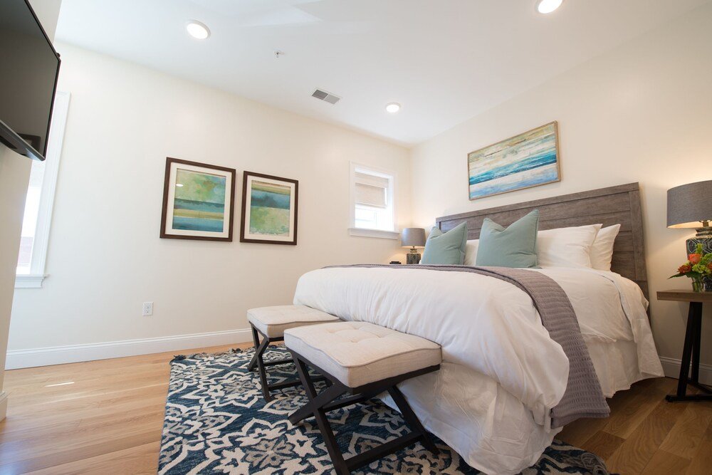 Фото The Newport Lofts - 364 Thames Street