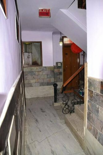 Гостиница Yes Please Guest House в Дели