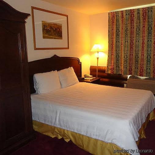 Фото Super 8 by Wyndham Plover Stevens Point Area