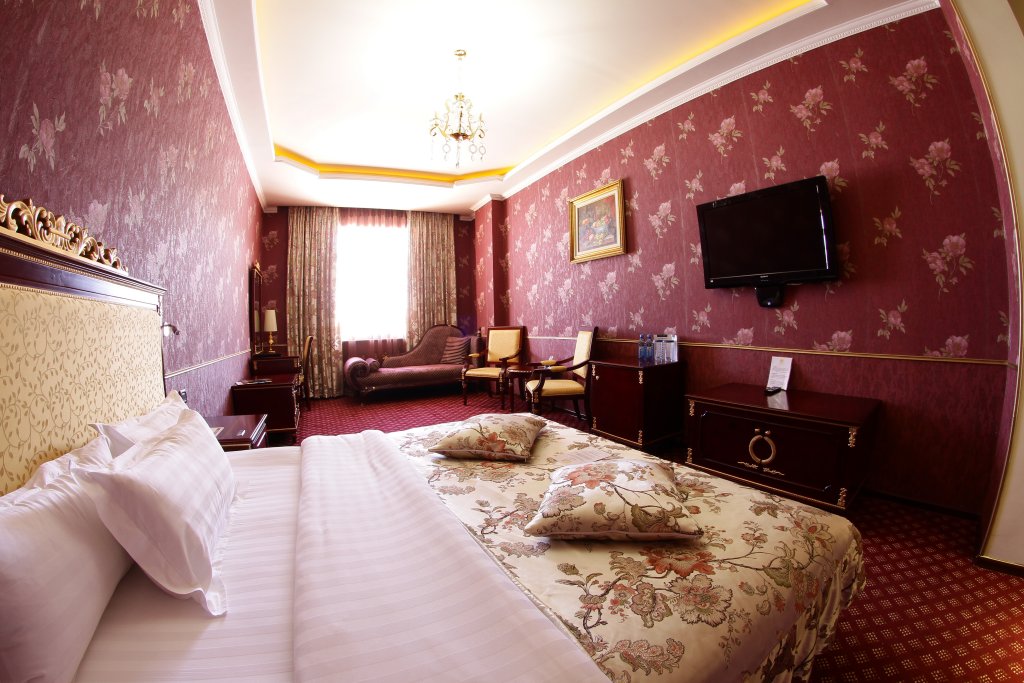 Фото Golden Palace Hotel Yerevan