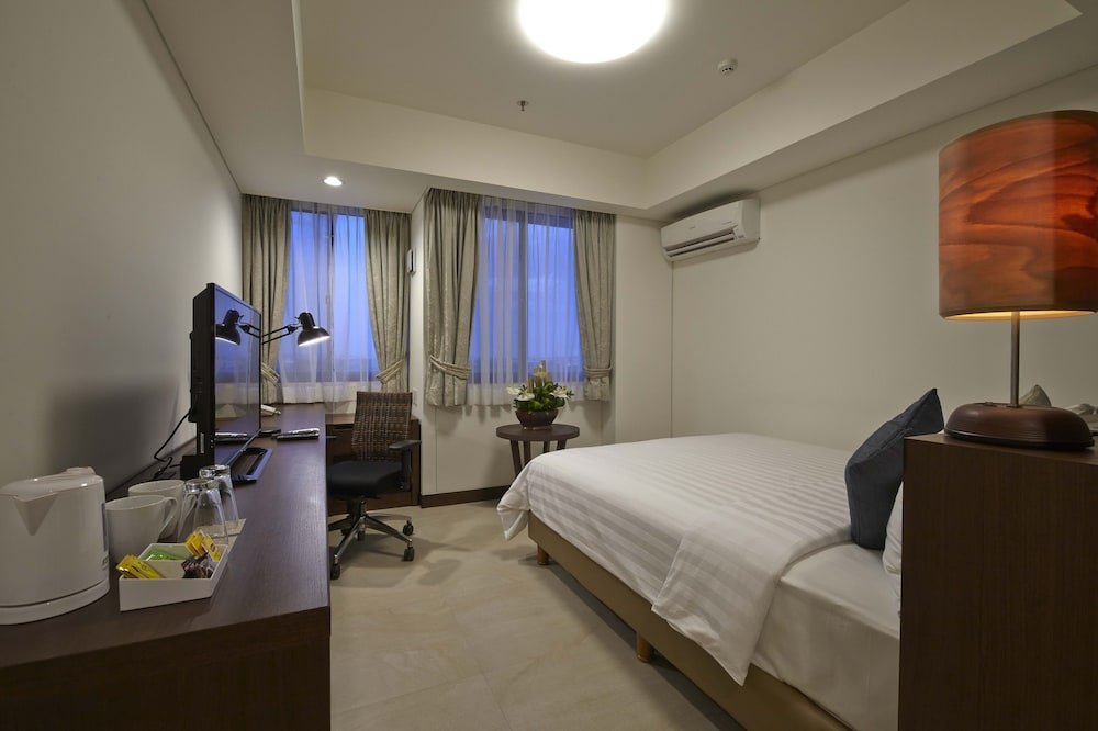 Фото Axia South Cikarang Service Apartment