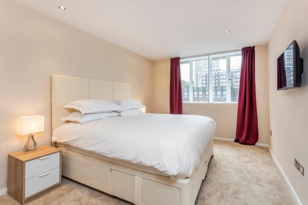 Фото Crawford Suites Serviced Apartments