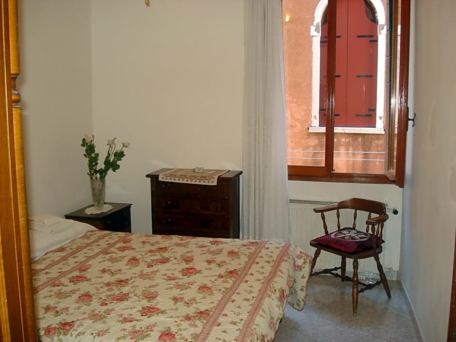 Фото Real Venetians