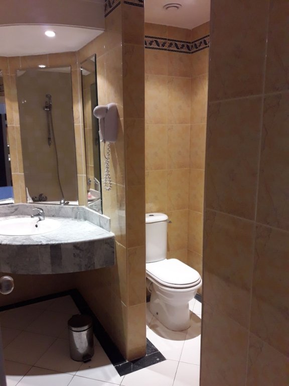 Фото L’hôtel l’Atrium