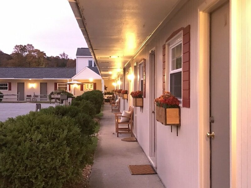 Гостиница Brittany Motel