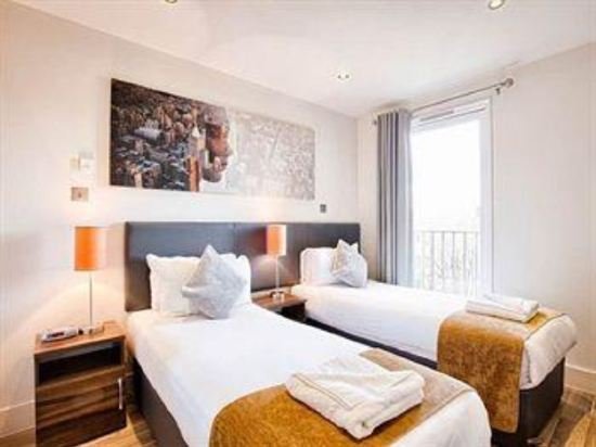 Фото Staycity Aparthotels London Greenwich High Road