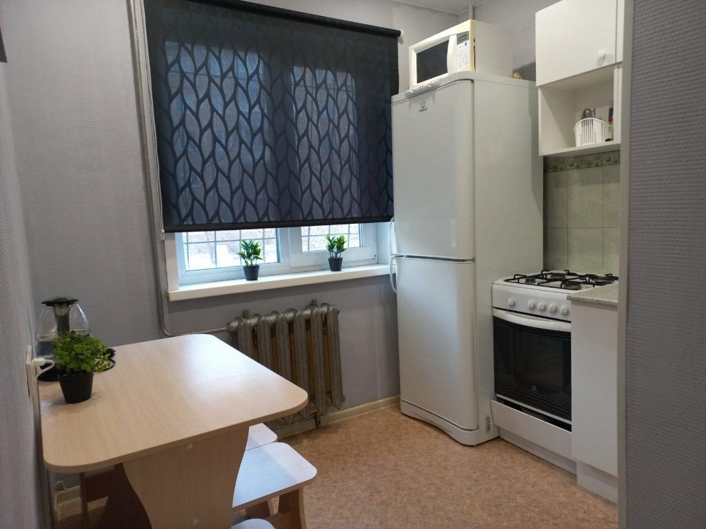 Short-term housing rental Турист на улице Семафорная, Krasnoyarsk, photo