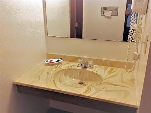 Фото Travelodge by Wyndham Valleyfair Shakopee