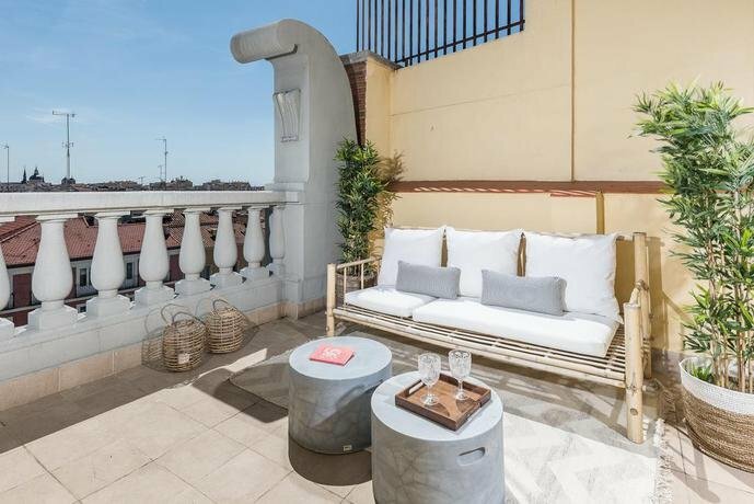 Гостиница Canaan Boutique Apartments Madrid в Мадриде