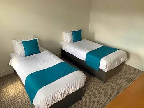 Фото The Angel Hotel