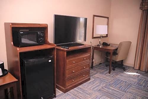 Фото Hampton Inn Greenfield