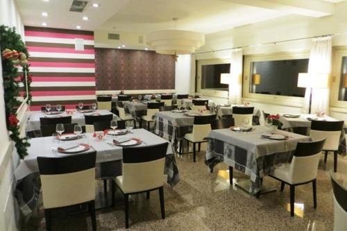 Фото Lake Hotel La Pieve