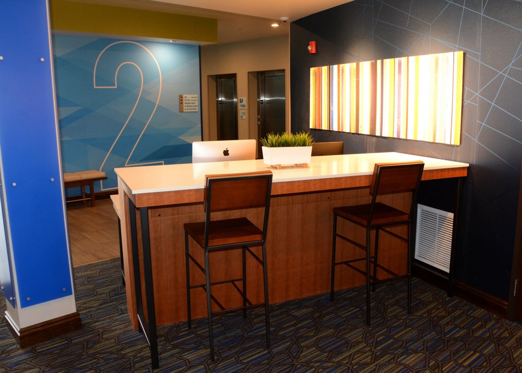 Фото Holiday Inn Express & Suites Pittsburgh - Monroeville