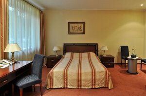 Sfinksas (Kaunas, Žaliakalnio seniūnija, Aukštaičių gatvė, 55), hotel