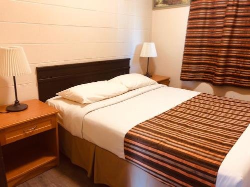 Фото Thriftlodge Edmonton