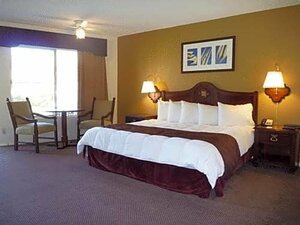 Travelodge Inn & Suites by Wyndham Yucca Valley/Joshua Tree