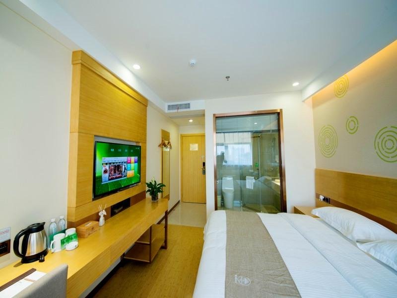 Фото GreenTree Inn Zhangjiagang Yangshe Old Street Stadium