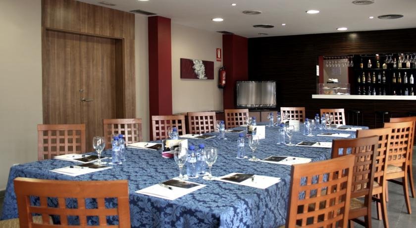 Фото Canal Olimpic Hotel