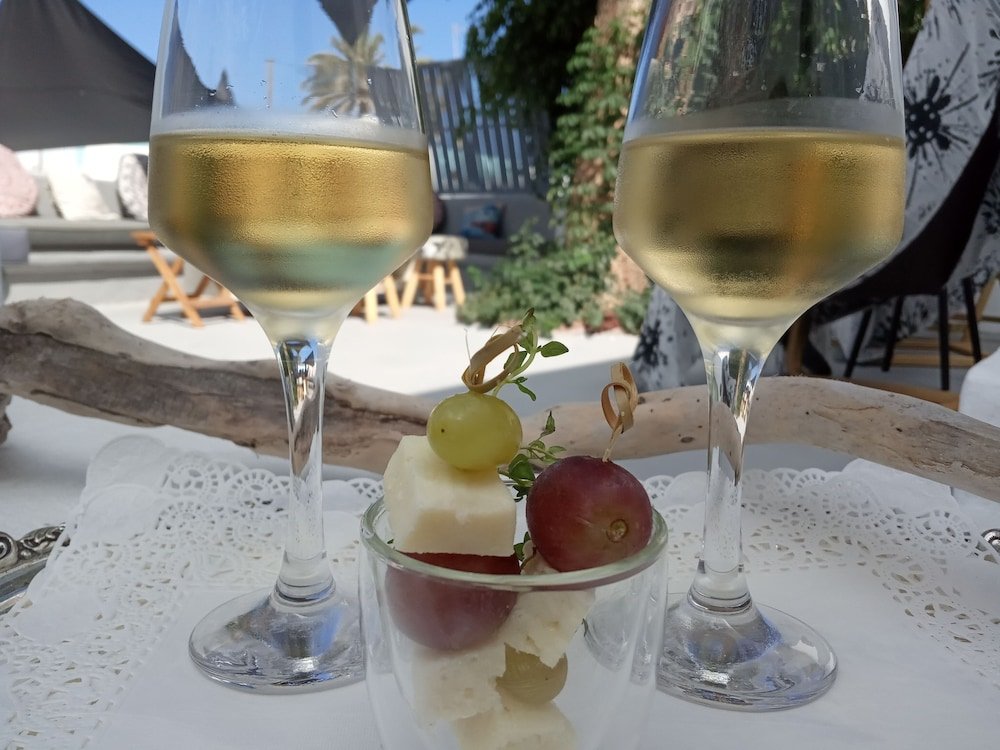 Фото 1812 Caves 'n Mansion