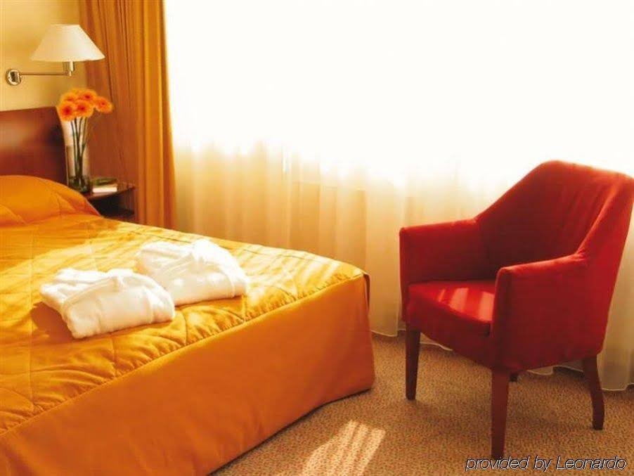 Фото Globana Airport Hotel