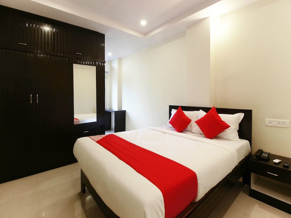 Фото Oyo 13636 Sri Vinayaka Grand