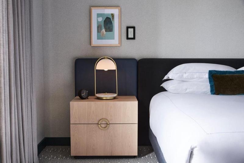 Фото Kimpton Saint George Hotel