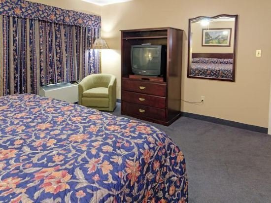 Фото Coastal Inn Dartmouth