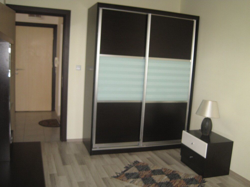 Фото Apartments in Admiral Plaza Aparthotel