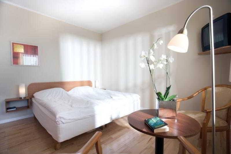 Фото Hotel Sleep2Night