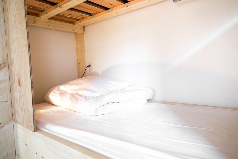 Фото Iza Enoshima Guesthouse & Bar