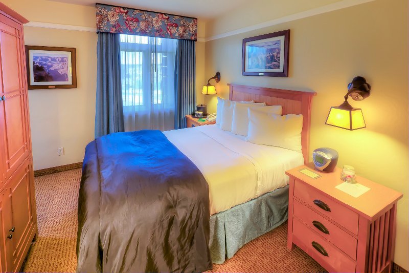 Фото Yavapai Lodge