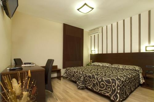 Фото Hotel Ciudad de Plasencia