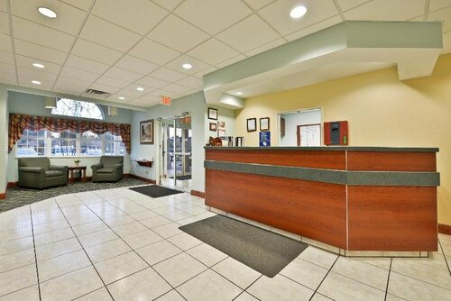 Гостиница Ame. B. Value Inn Lake Charles at I-210 Exit 5 в Лейк-Чарльзе