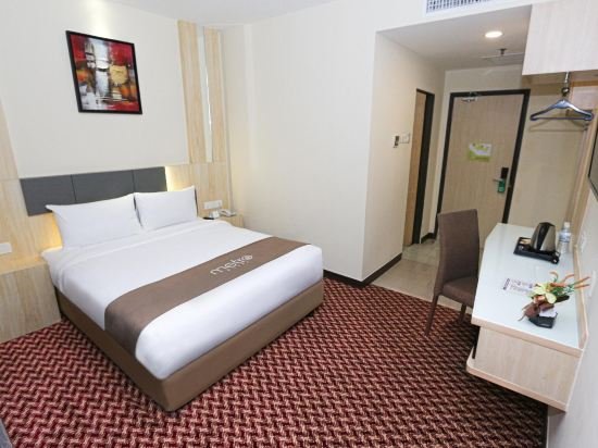 Фото Metro Hotel