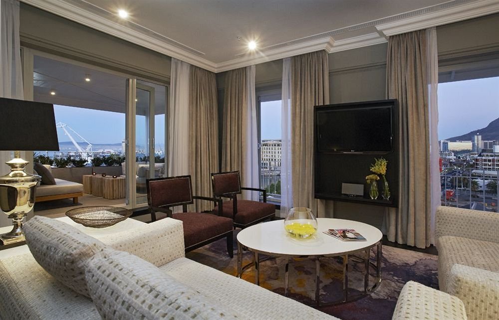 Фото Queen Victoria Hotel