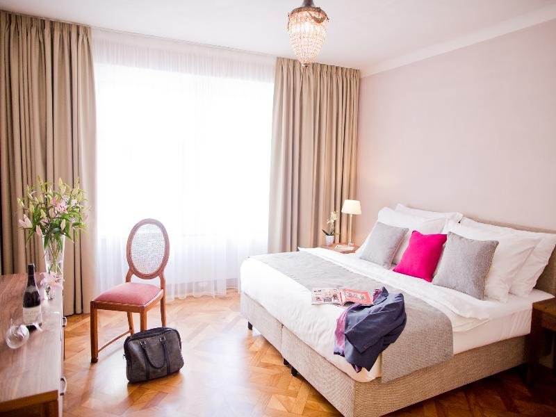 Фото Hotel Golden Key Prague