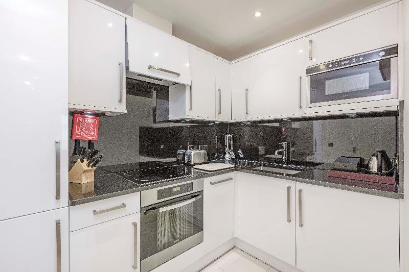 Фото Ashburn Hotel